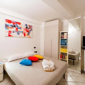 Feel - Minimal House - Centro Apartment